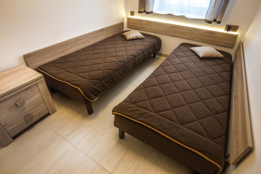 Apartamenty Dom Baltycki วีแช ภายนอก รูปภาพ